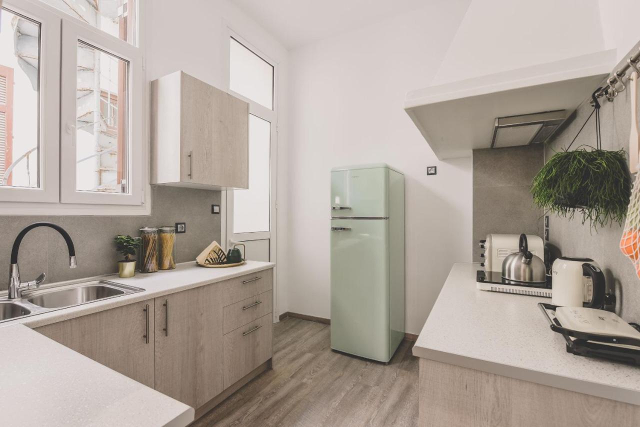 Neoclassical Apartment Near Acropolis - Livingstone Crystal Αθήνα Εξωτερικό φωτογραφία