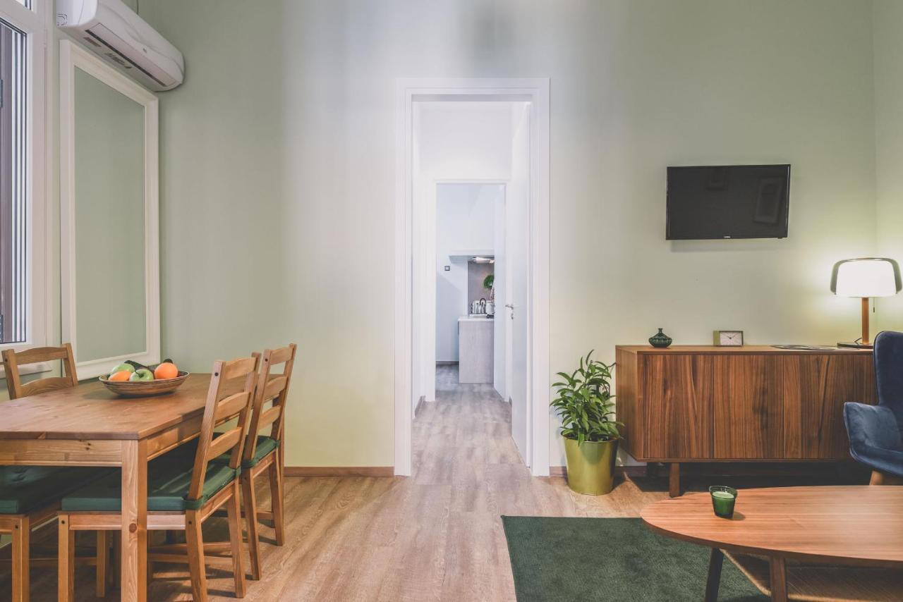 Neoclassical Apartment Near Acropolis - Livingstone Crystal Αθήνα Εξωτερικό φωτογραφία